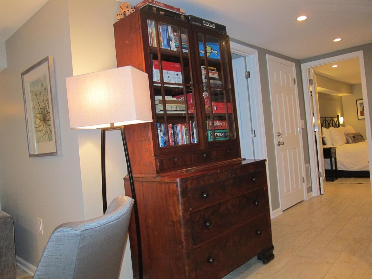 Stylish Renovated Flat, Central, Walk To Dc Sights Washington Buitenkant foto